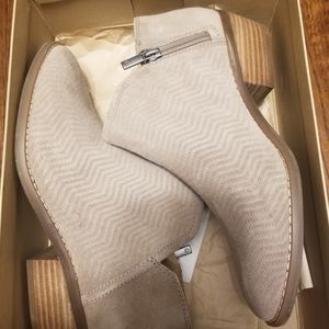 Brand New Size 8.5 Lucky Brand Suede Booties